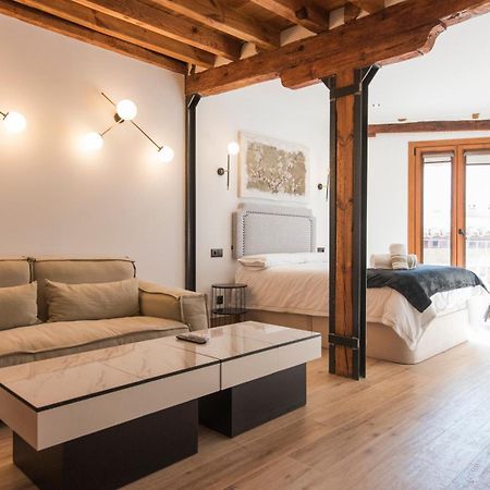 Apartamentos Boutique Pinocho Toledo Exteriör bild