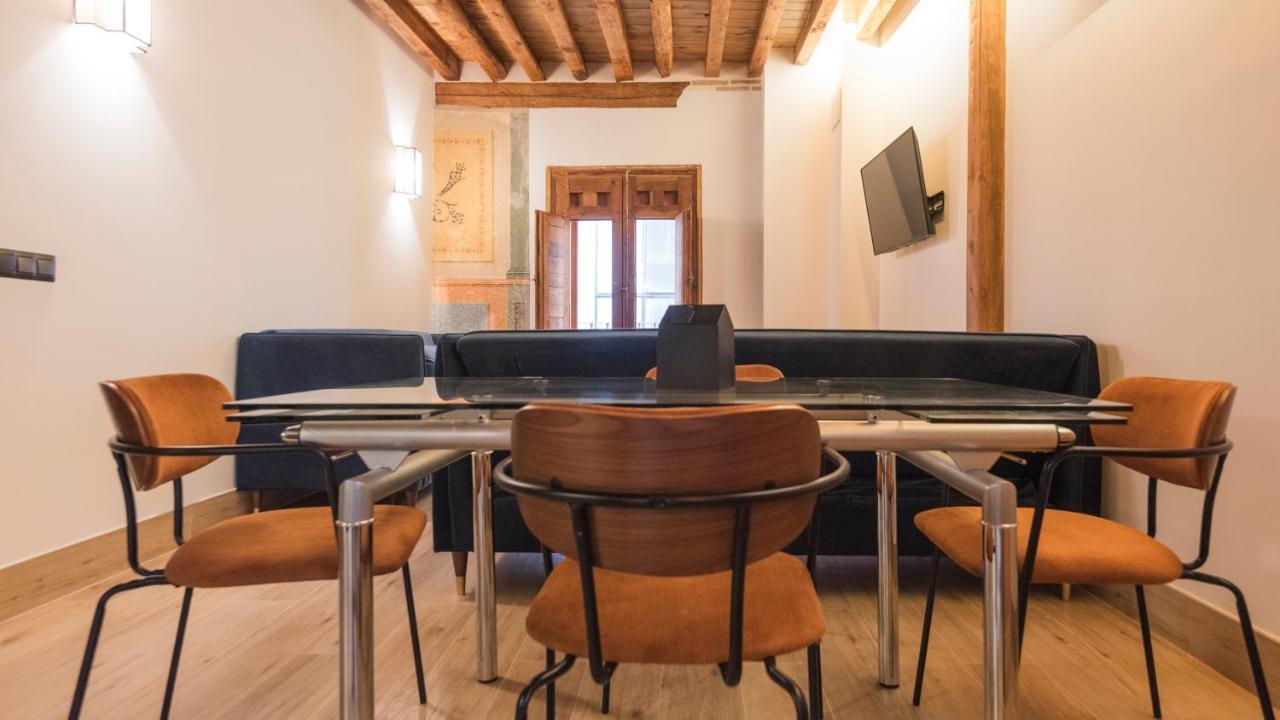 Apartamentos Boutique Pinocho Toledo Exteriör bild