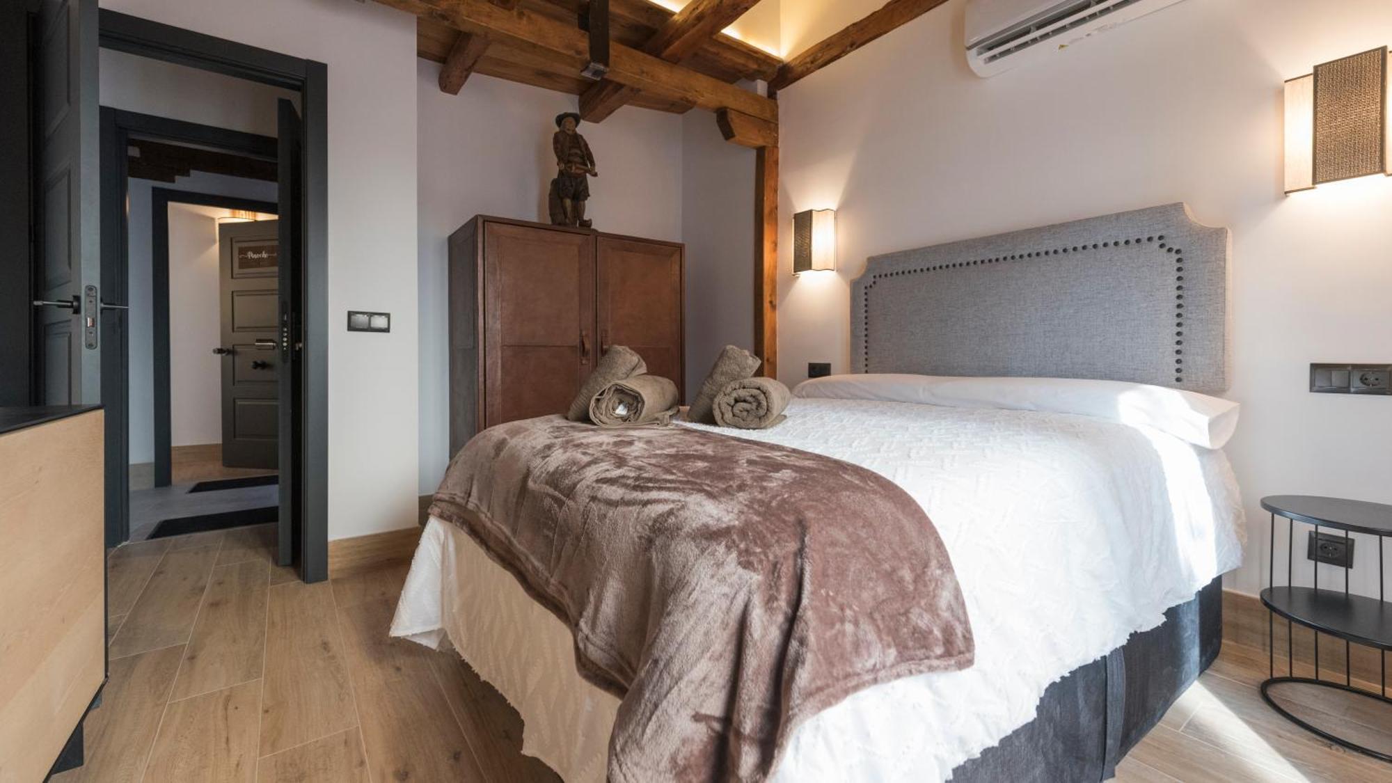 Apartamentos Boutique Pinocho Toledo Exteriör bild
